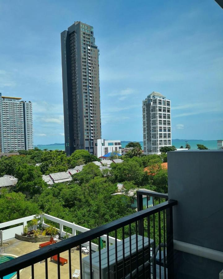 Trio Gems Condo Pattaya, Thailand Jomtien Beach Eksteriør billede