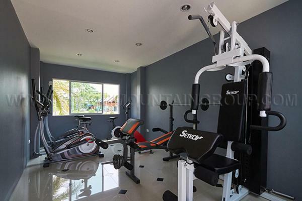 Trio Gems Condo Pattaya, Thailand Jomtien Beach Eksteriør billede